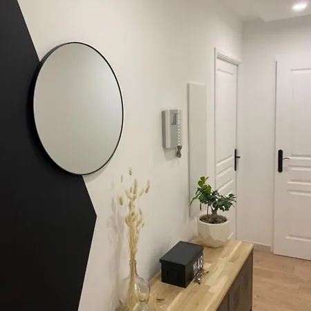 Super T2 Renove Apercu Toutes Commodites Apartment *